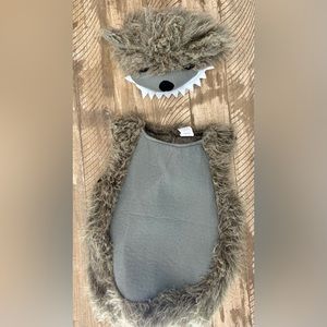 Hauntlook Furry Kid’s 2 piece Wolf Costume